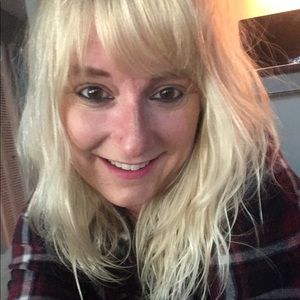 Meet your Posher, Stacy